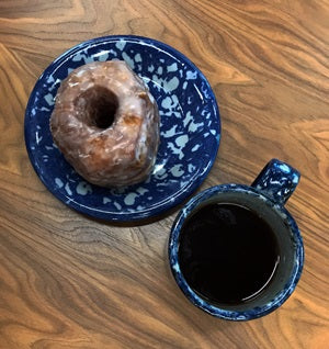 6 DELICIOUS COFFEE AND DONUT PAIRINGS TO TRY AT THE OFFICE